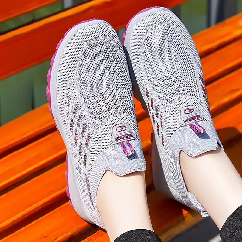 Women's casual fly-knit breathable slip-on shoes