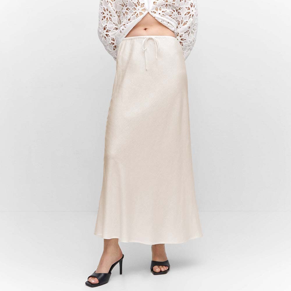 Falda de mujer elegante de satén con tirantes y talle alto