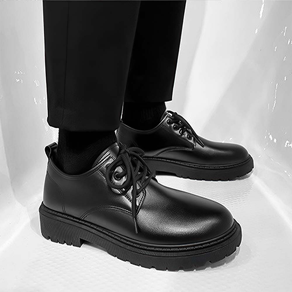 Nuevos zapatos de cuero con cordones de estilo británico para hombre