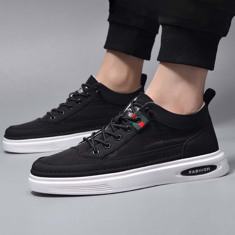 Zapatos casuales transpirables de moda de primavera para hombres