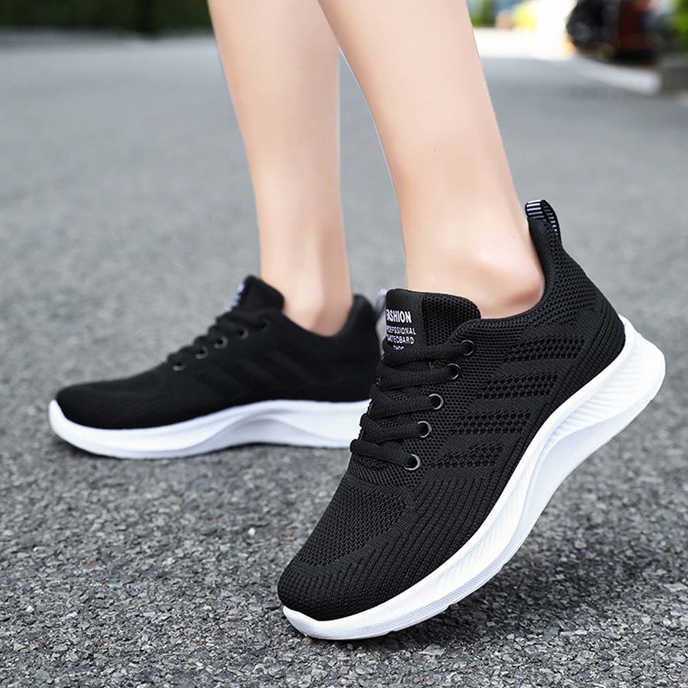 Women's Breathable Flyknit Mesh Casual Lace-up Sneakers