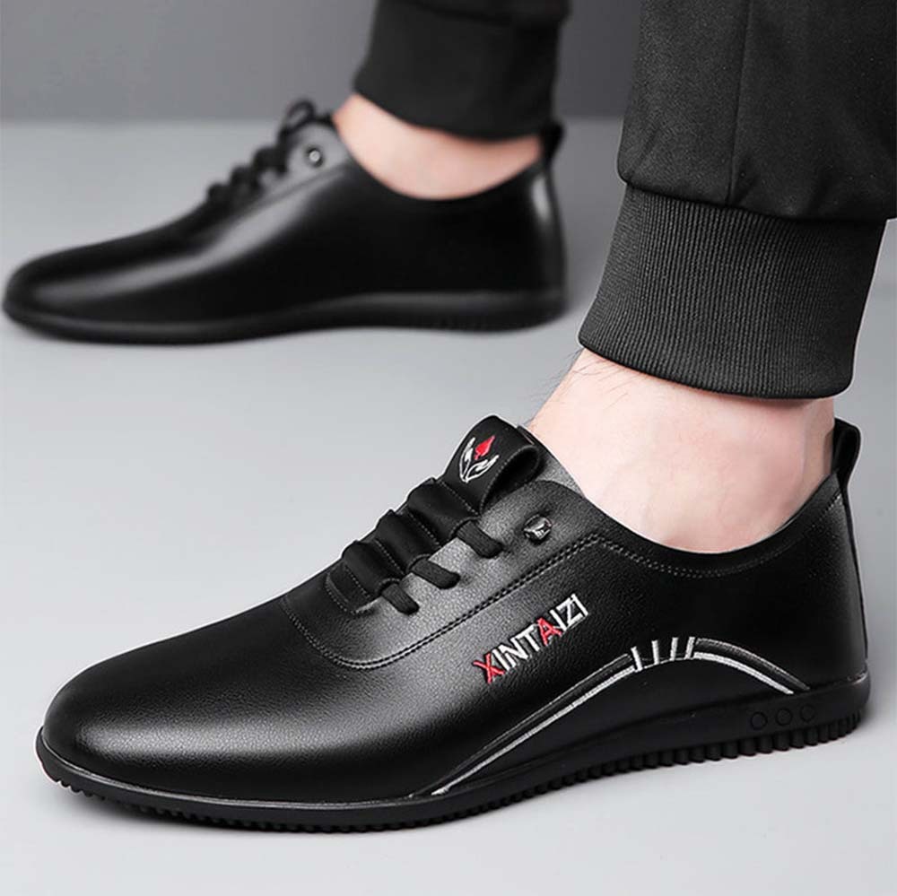 Zapatos casuales de cuero con suela blanda y estilo para hombre