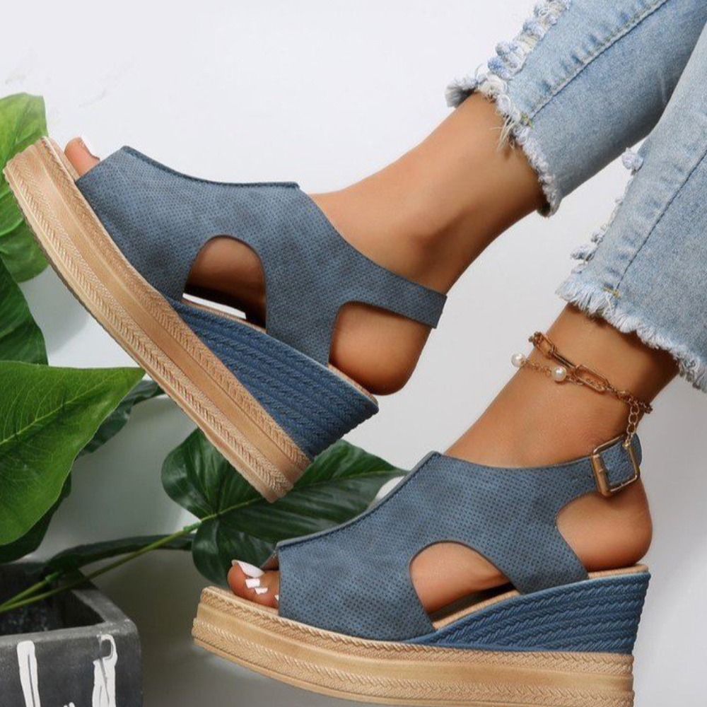 Olivoslindo Sandalias de cuña con hebilla y punta abierta estilo romano