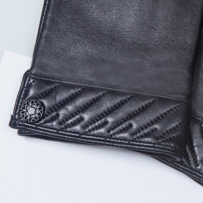 Exquisitos guantes clásicos de invierno cálidos a prueba de viento PU