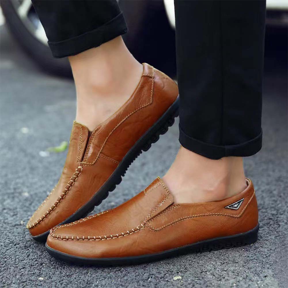 Zapatos casuales de cuero cómodos y sin cordones para hombre