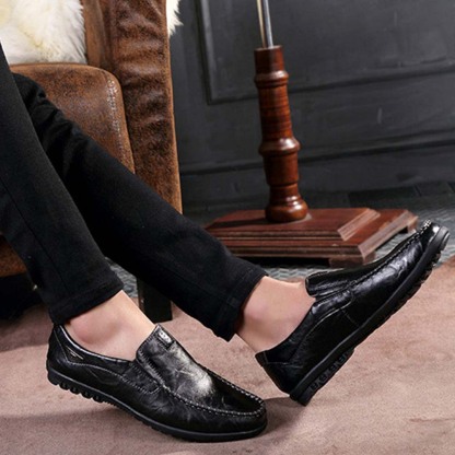 Zapatos casuales de cuero cómodos y sin cordones para hombre