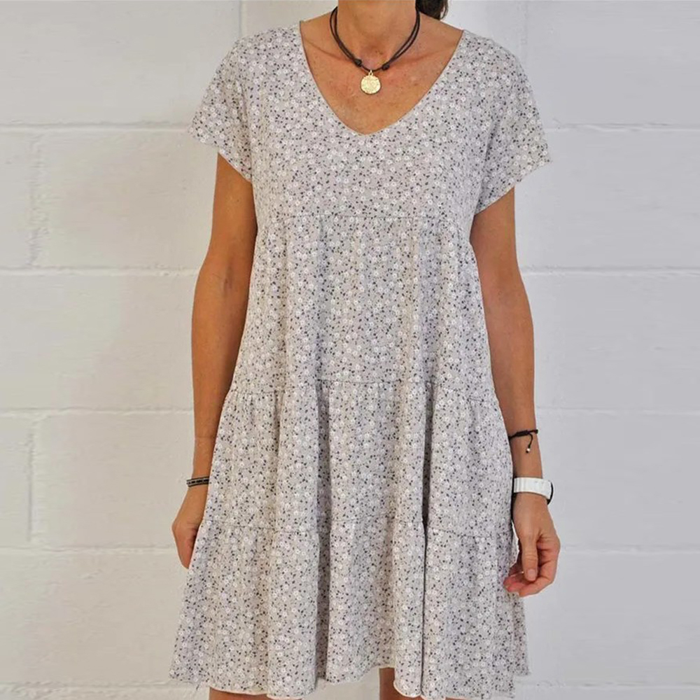 Vestido floral de manga corta con cuello redondo