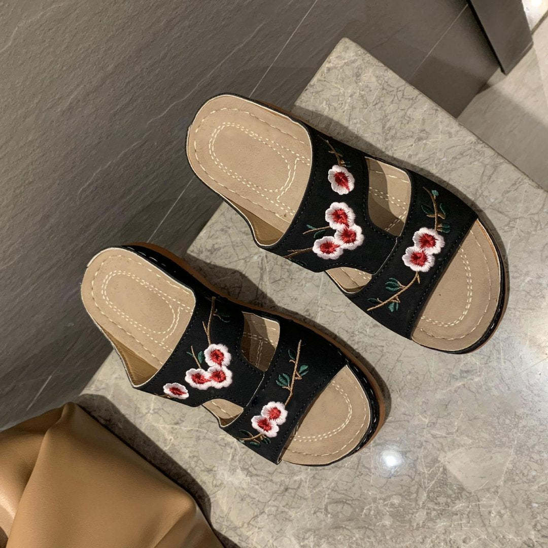Olivoslindo Sandalias ortopédicas con bordado floral