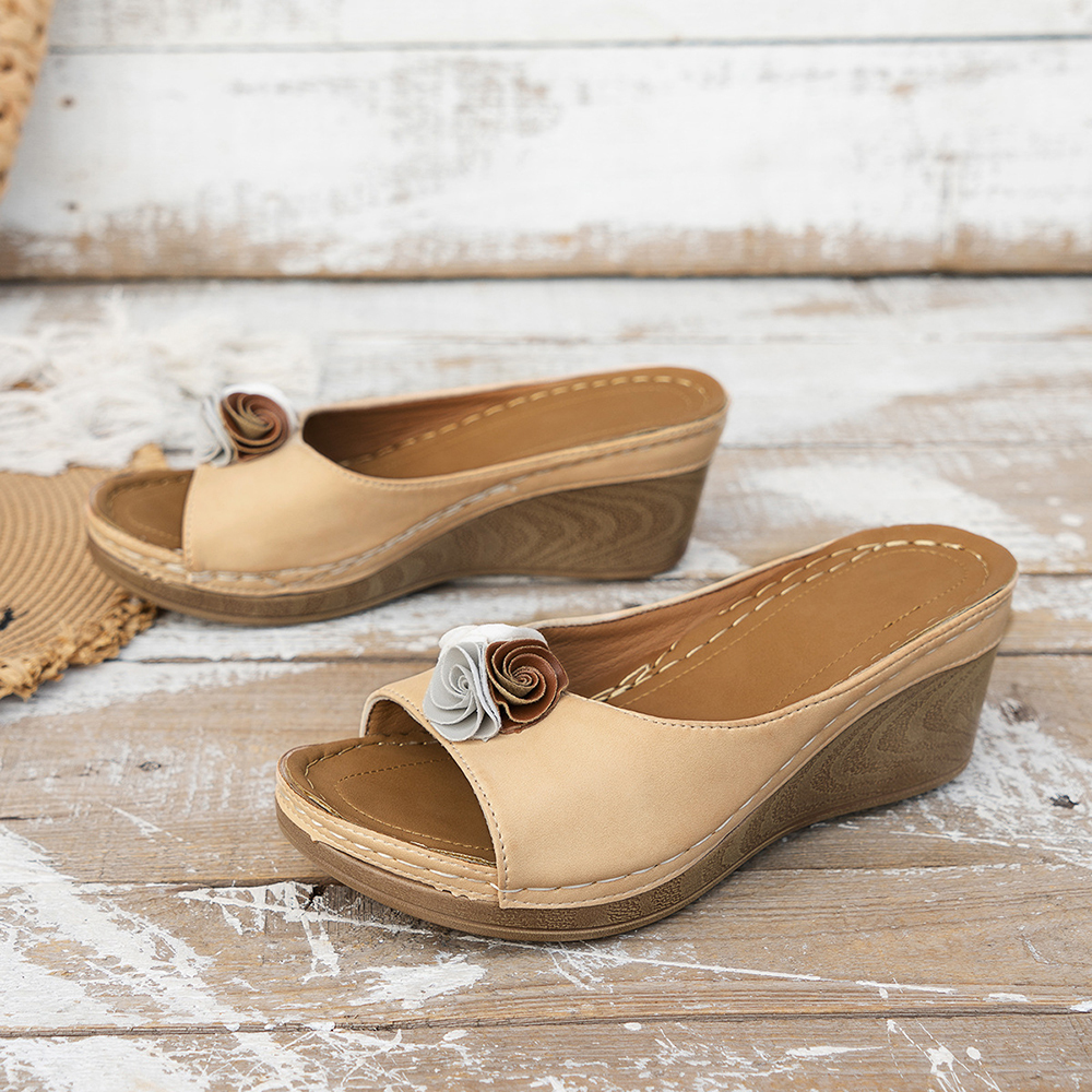 Smiledeer Women's Comfortable Leather Flower Wedge Sandals
