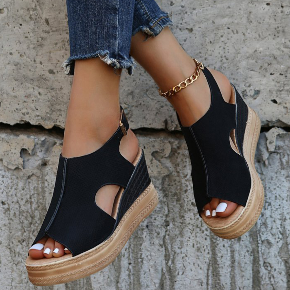 Olivoslindo Sandalias de cuña con hebilla y punta abierta estilo romano