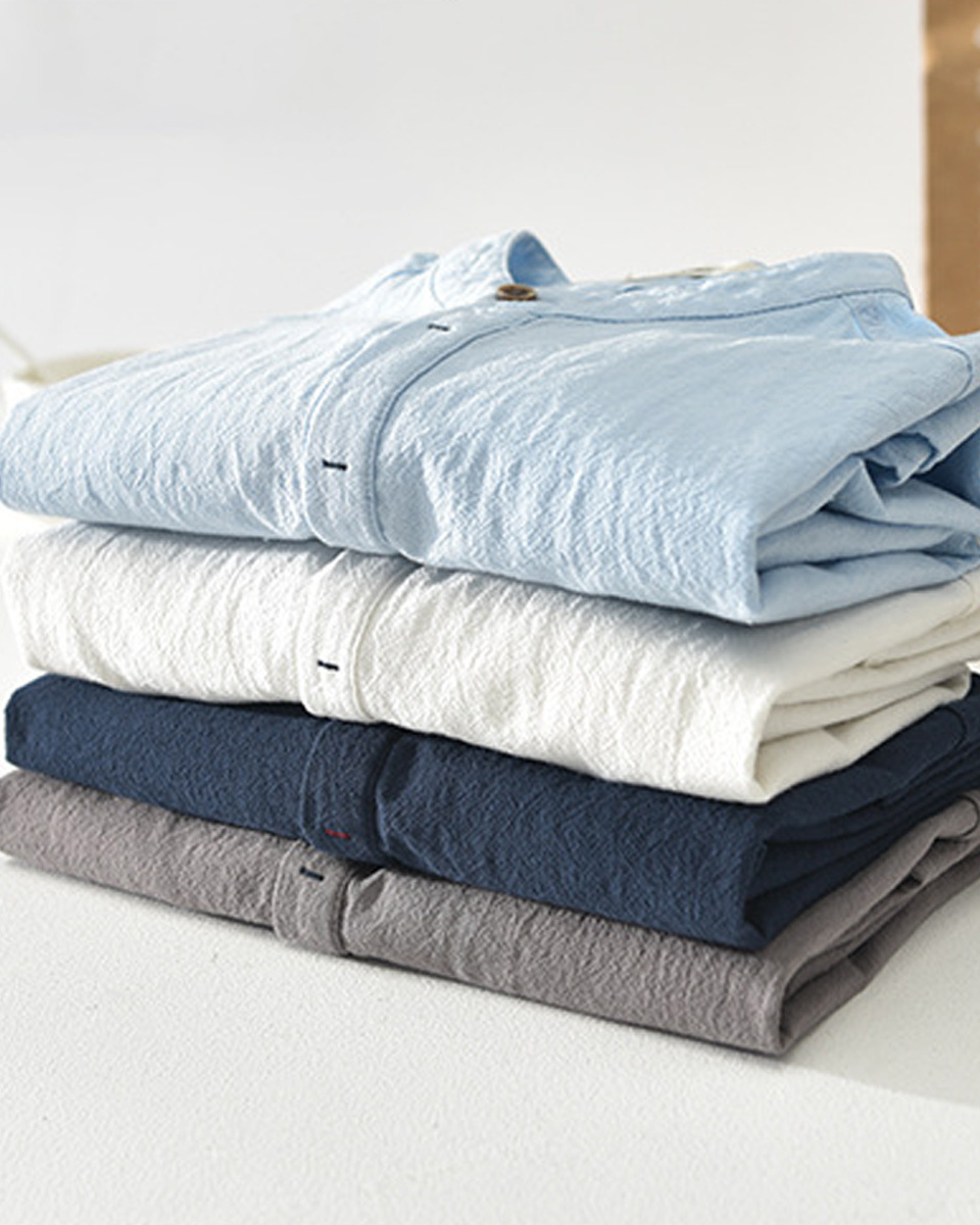 Men's short-sleeved cotton and linen shirt