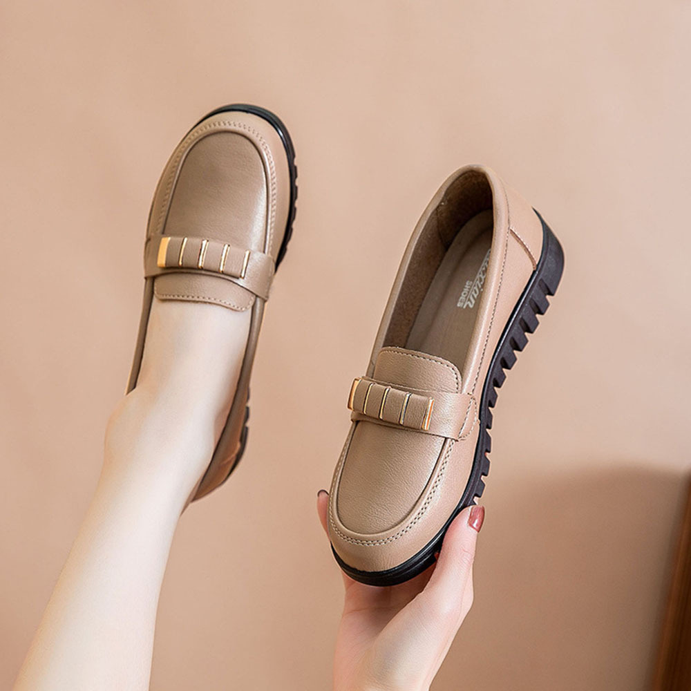 Spring and Autumn Women's Slip-On Leather Flat Loafers