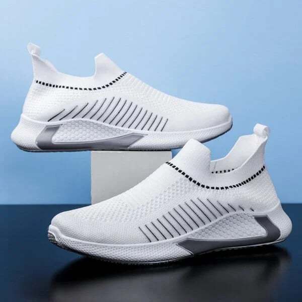 2024 New men's breathable and comfortable casual sports shoes
