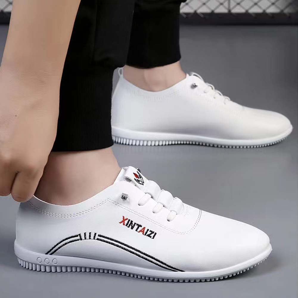 Zapatos casuales de cuero con suela blanda y estilo para hombre