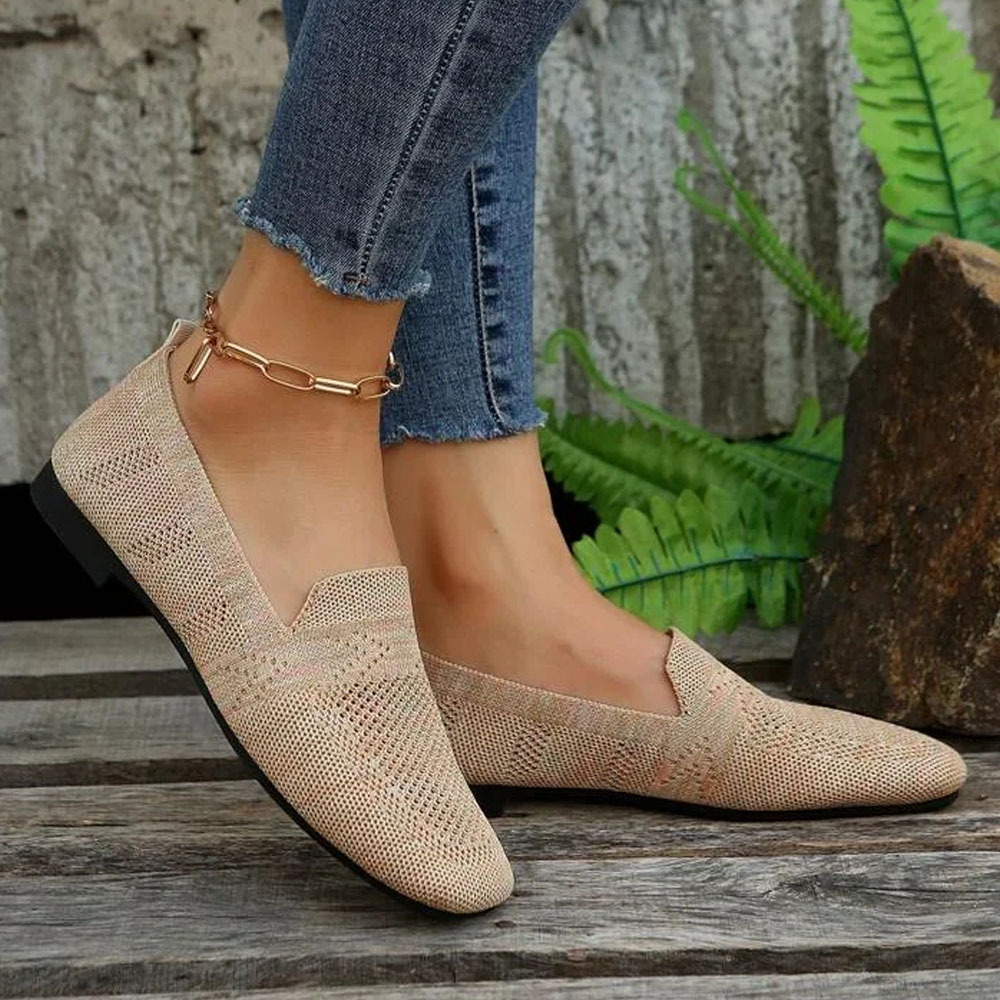 Smiledeer Spring and Autumn Knitted Breathable Flat Casual Shoes for Women
