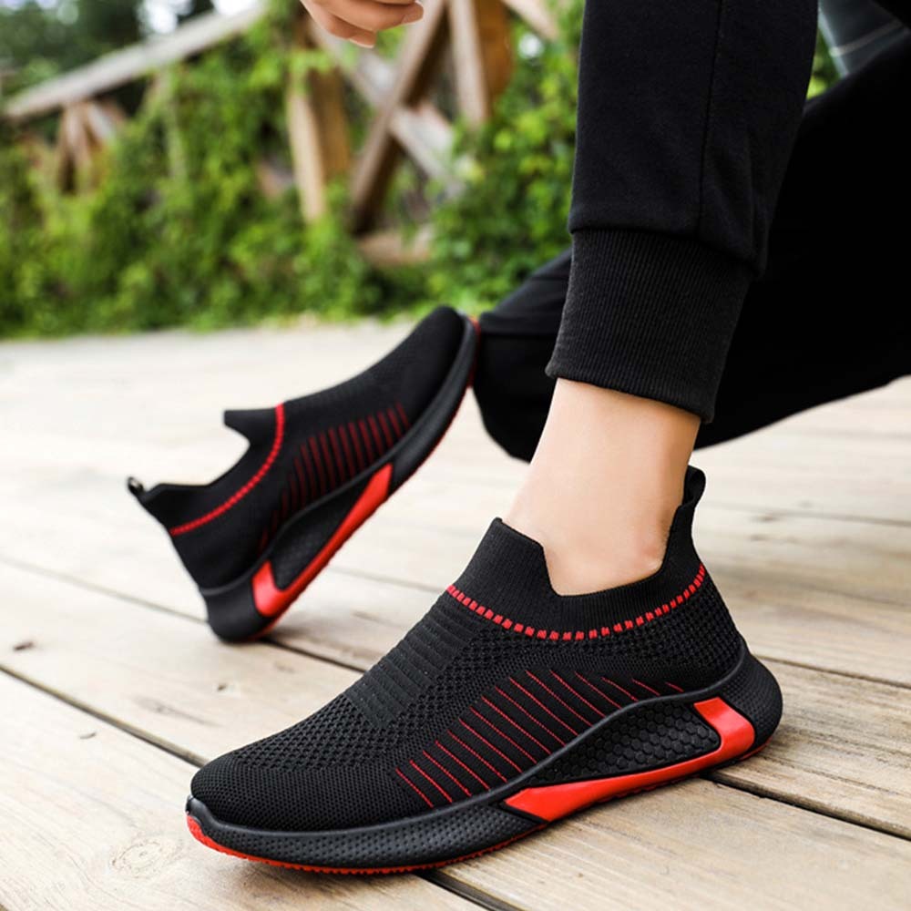 2024 New men's breathable and comfortable casual sports shoes