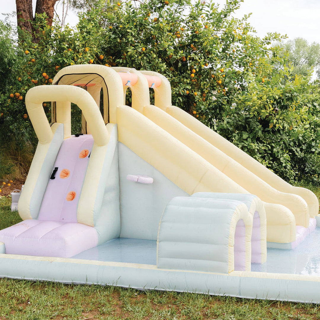 🔥Kids Inflatable Water Slide - Climbing Wall, 2 Tunnels, Double Slide, Basketball Cap, Water Bounce - Ages 3+ - Hair Dryer Included