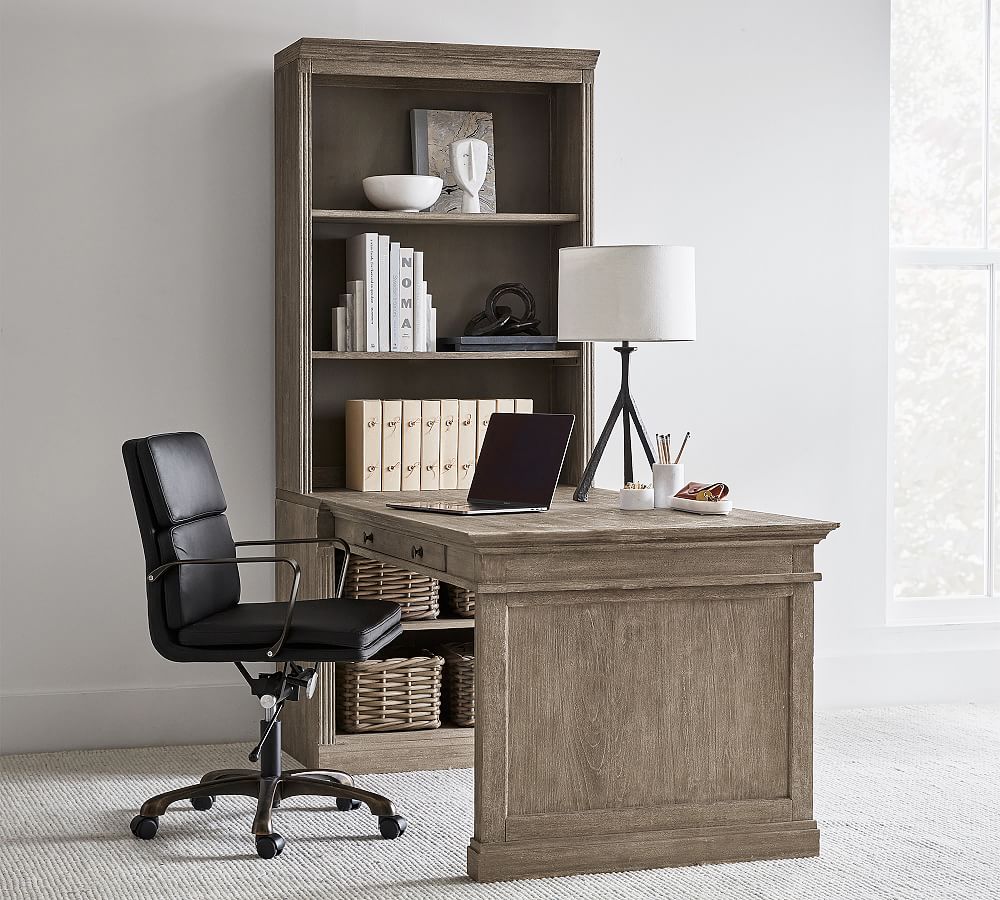 Factory Hot Sale Indoor Living Room Reading Room Crafted of Brass and Finished by Hand in Forged Iron Brass or Bronze Table Lamp