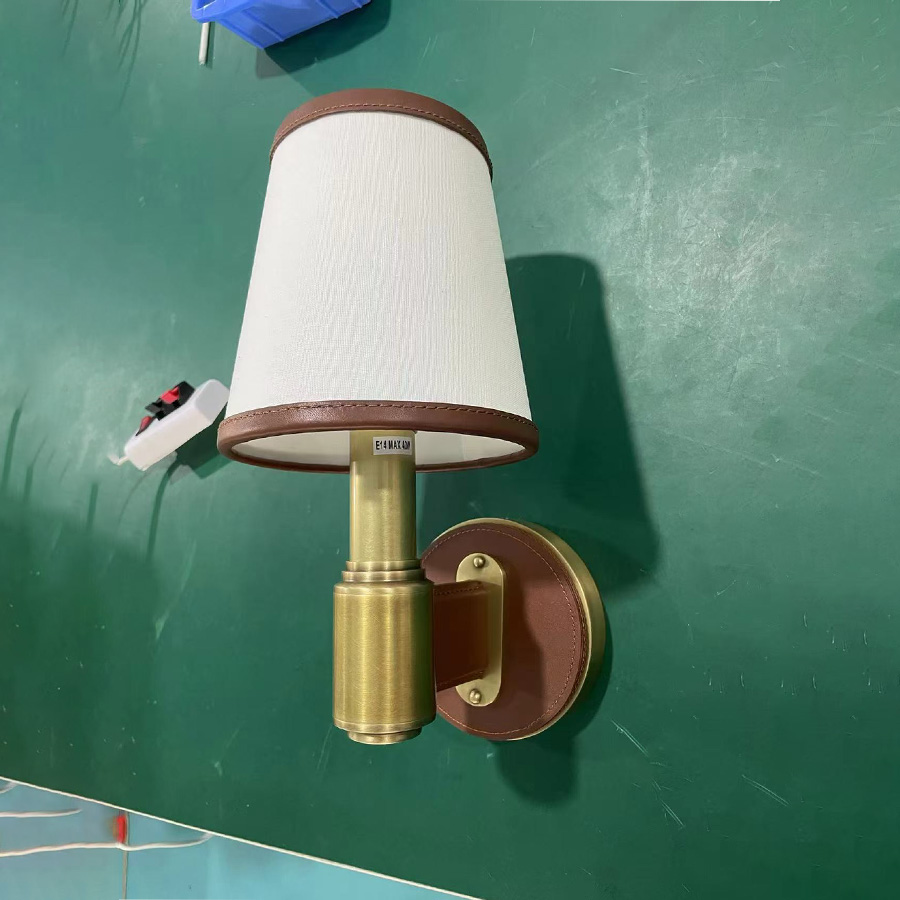 Modern Luxury LED Leather Wall Lamps Farmhouse Loft Style Sconces for Coffee Shop Bar Restaurant Hotel Home Living Room Copper