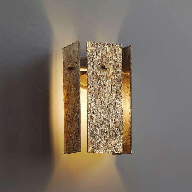 Postmodern Brass Wall Light Sitting Room Bedroom Bedside Modern Copper Wall Lamp Sconce