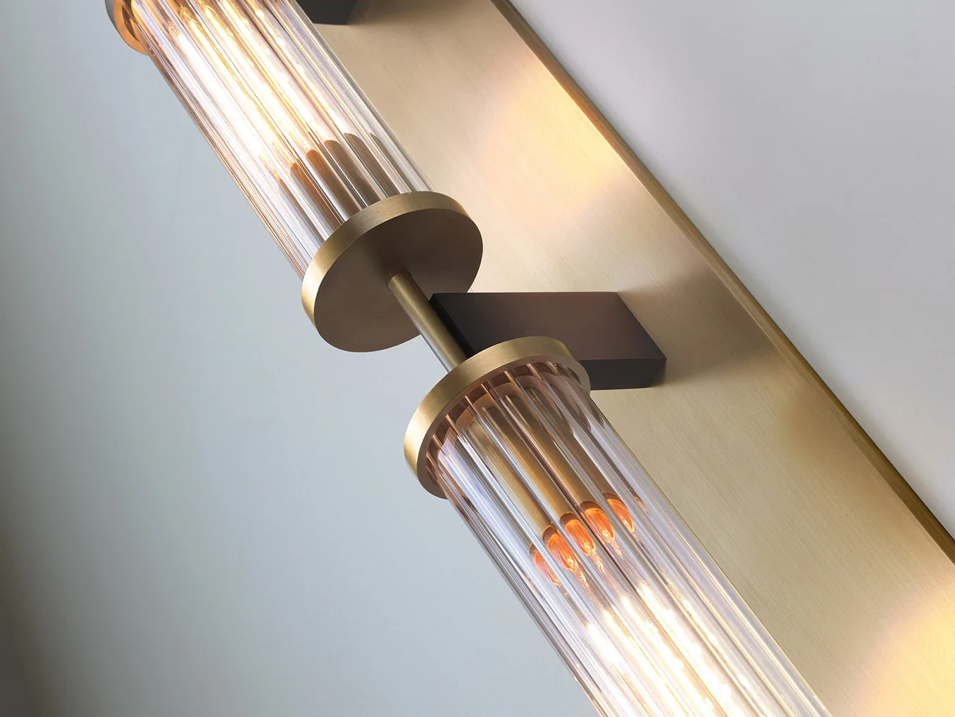 Alouette Linear Sconce New American Style Double Head Brass Glass Wall Lamp Suitable for Villa