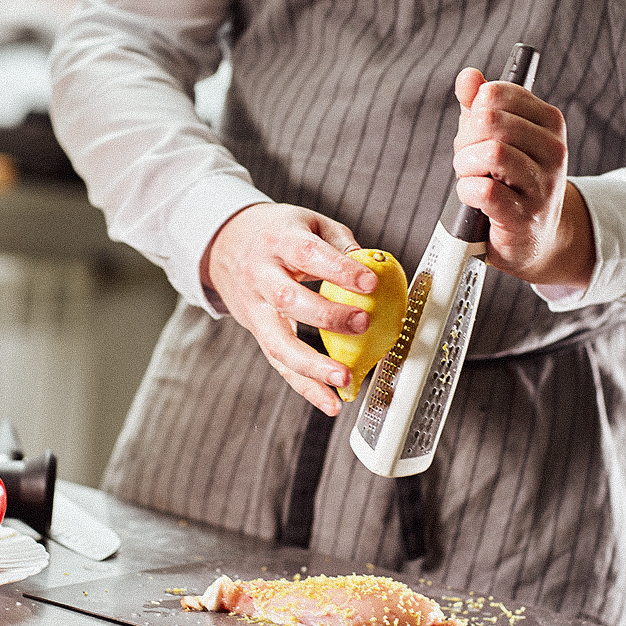 Kitchen & Dinning room