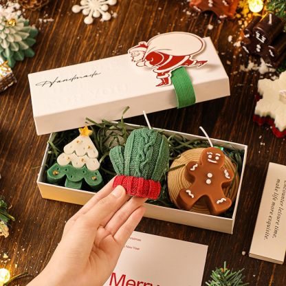 Christmas Cartoon Gingerbread Man Christmas Tree Deer Shape Scented Candle Gift Box Set