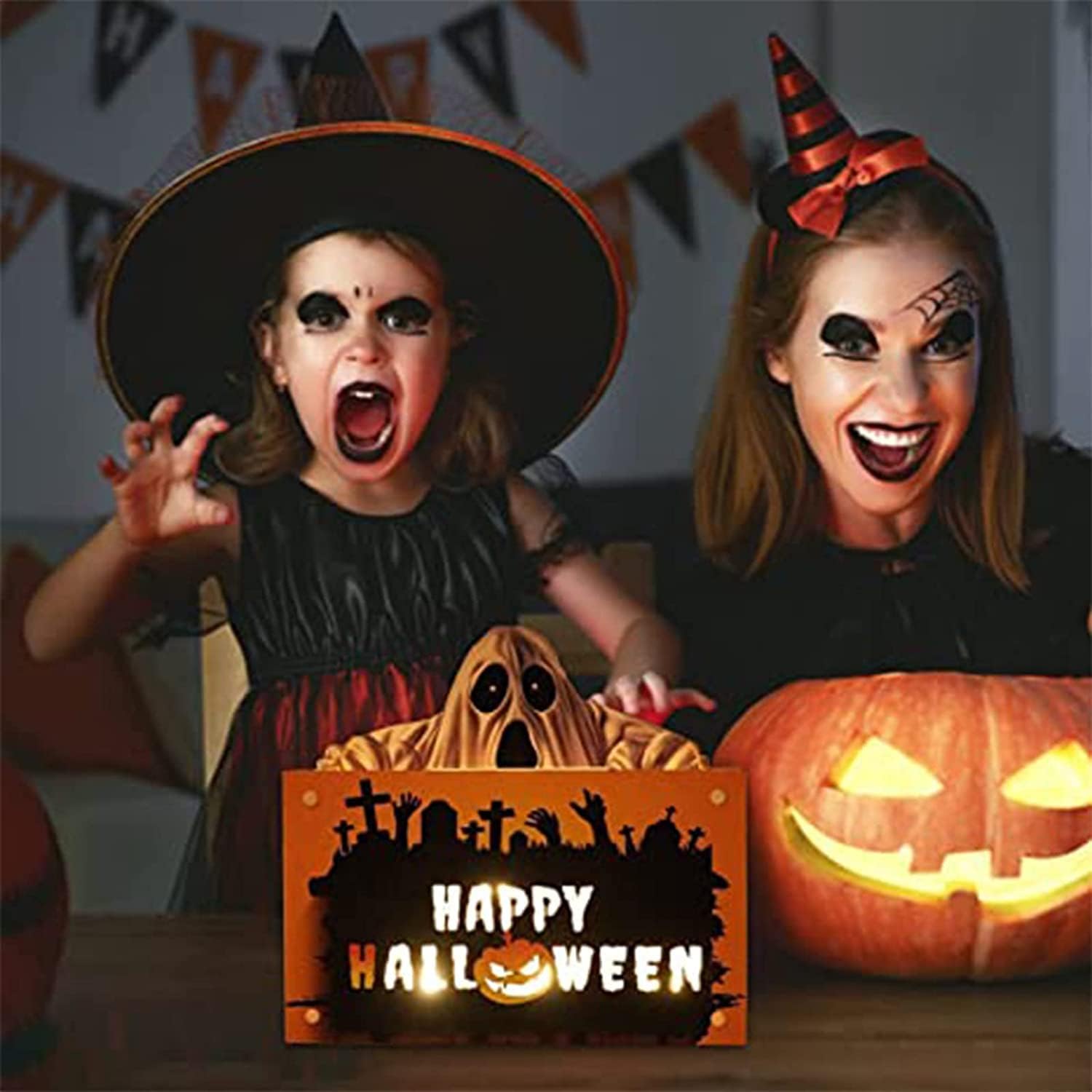 Hanging Christmas Signs Outdoor Indoor, Halloween Wooden Hanging Sign Decoration Lights, Pumpkin Ghost Pendant Horror Atmosphere Door Light Ideal for Home, Garden, Haunted House Decor