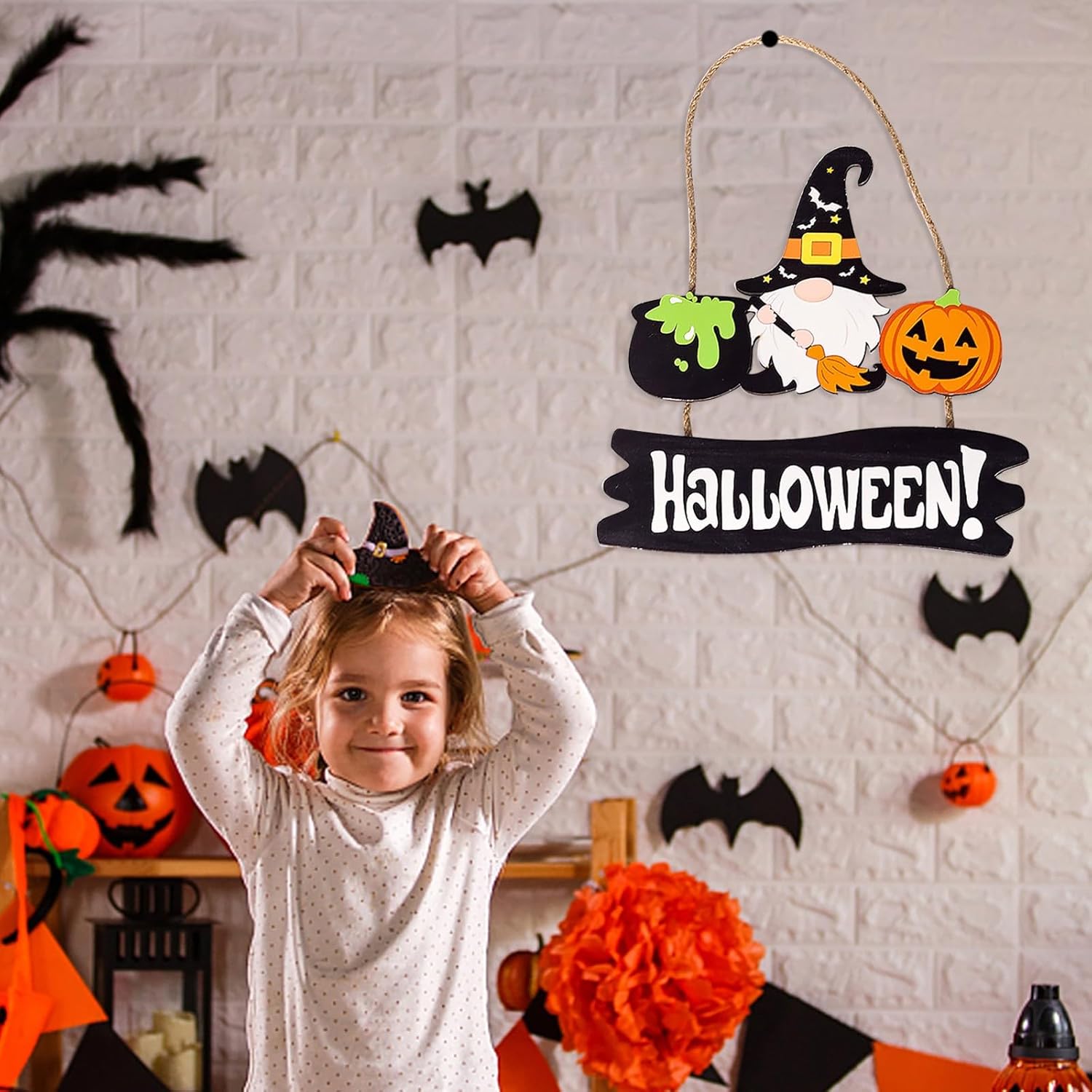 Trick Or Treaters Welcome Sign, Boo Sign Hanging Wall Plaque Signs, Sign for Front Door Keep Out Halloween Sign Halloween Signs for Door Lawn Garden Front Porch