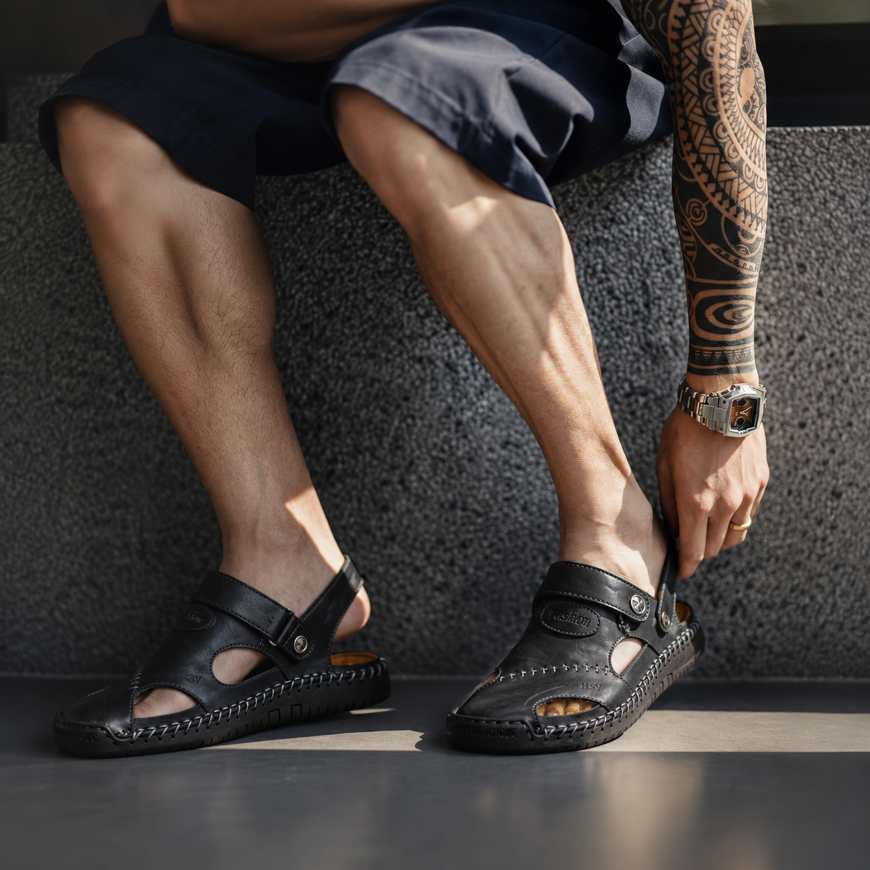 Mens Casual Comfy Soft Sole Non-Slip Closed Toe Leather Sandals