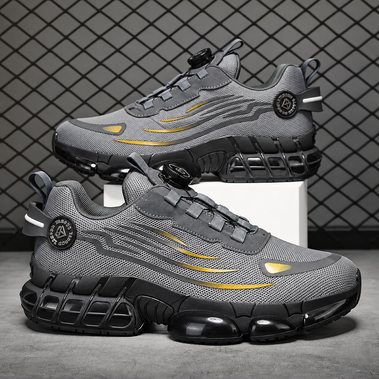 Men's lightweight and comfortable steel-toe industrial construction safety shoes