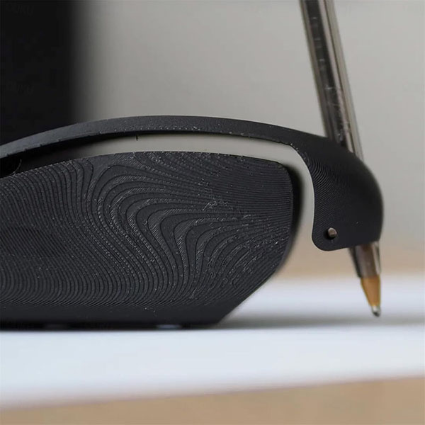 Assistive Writing and Drawing Device