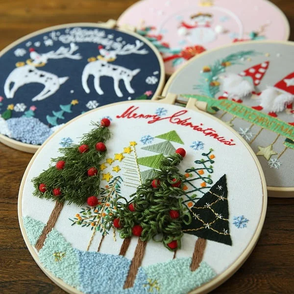 Christmas Embroidery Set
