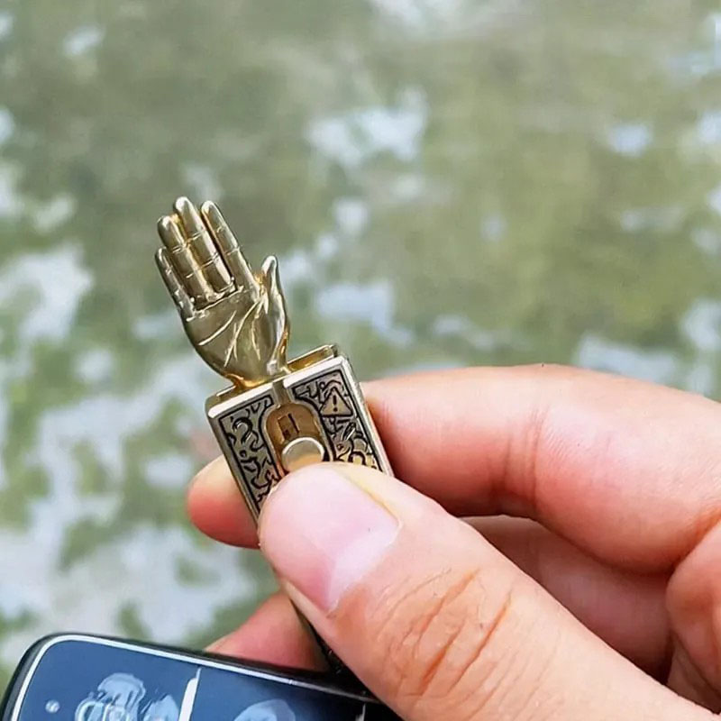 🔥Hot Sale 49% OFF -✋ Flip & Flick Fun Knife ✋