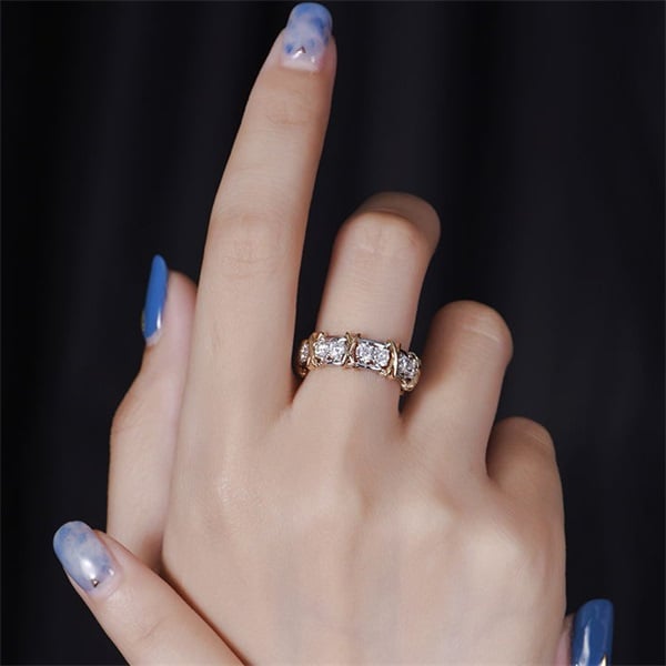 💝KISS & HUG CROSS FULL MOISSANITE RING🎁Perfect Gift For Lover