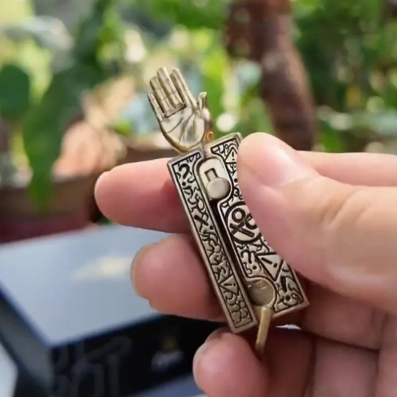 🔥Hot Sale 49% OFF -✋ Flip & Flick Fun Knife ✋