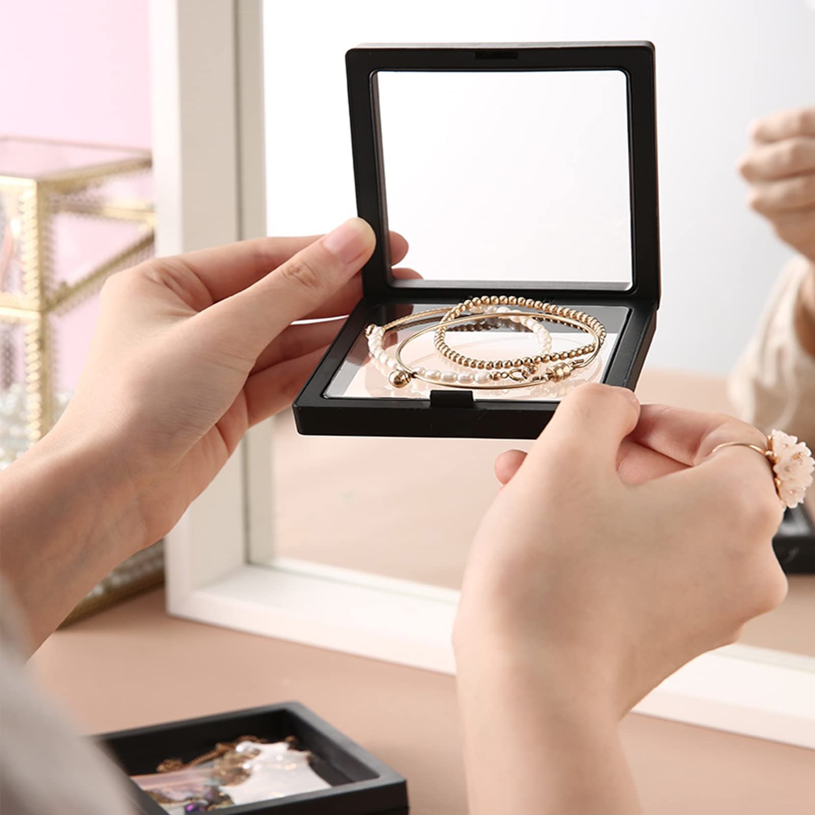 🔥 3D Floating Display Case💝