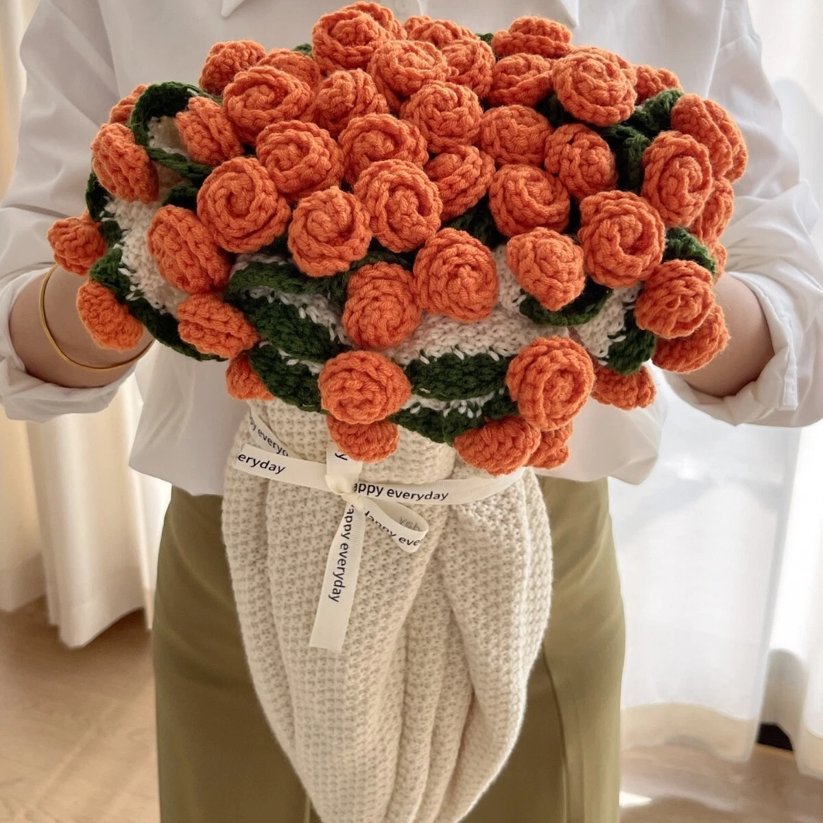 Rose hand-woven blanket, pure handmade blanket, can be turned into a bouquet of roses blanket,a gift for the object, mother, elders, a special gift-MM