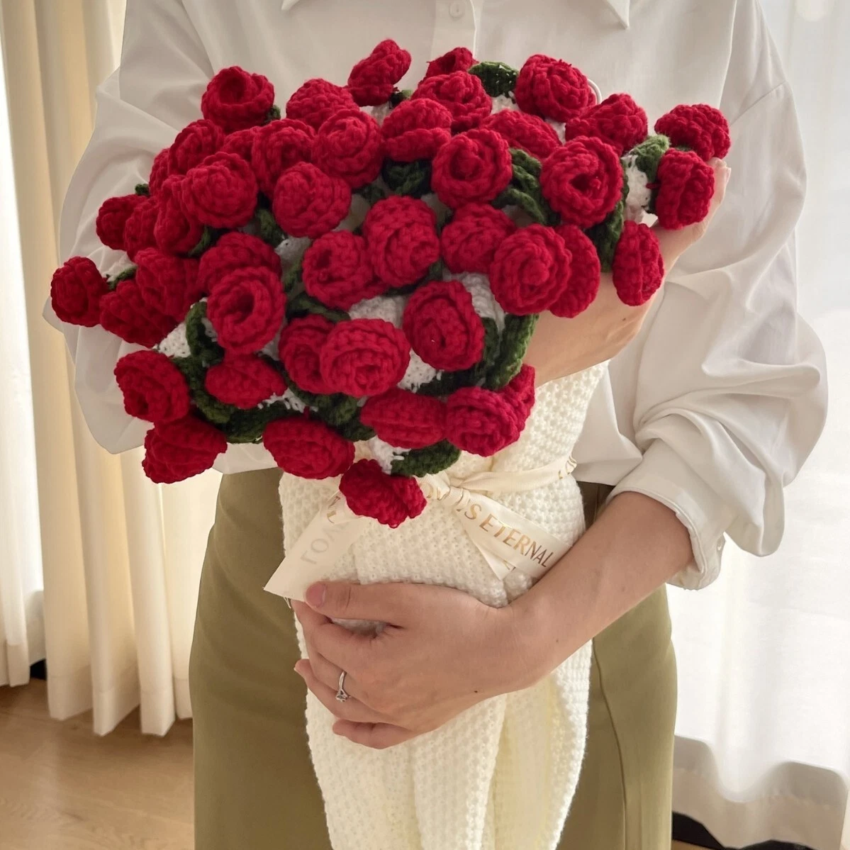 Rose hand-woven blanket, pure handmade blanket, can be turned into a bouquet of roses blanket,a gift for the object, mother, elders, a special gift-MM