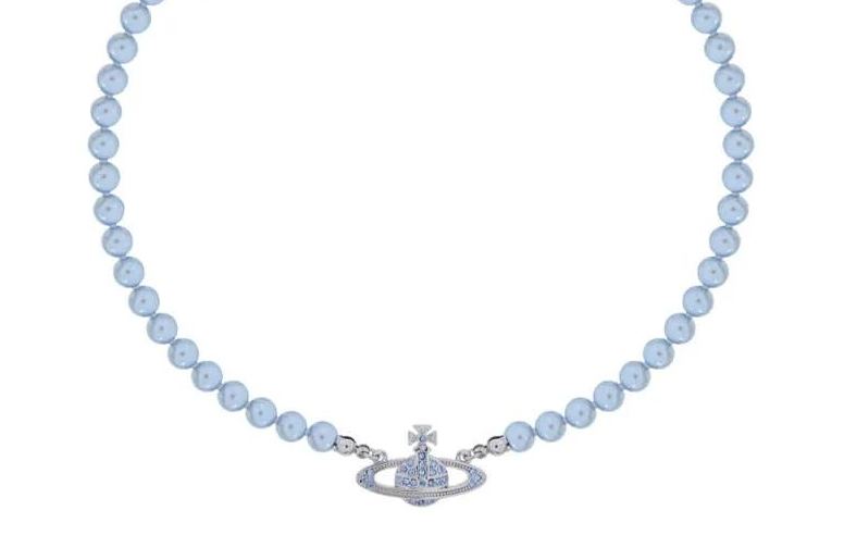 Mini Bas Relief Pearl Necklace