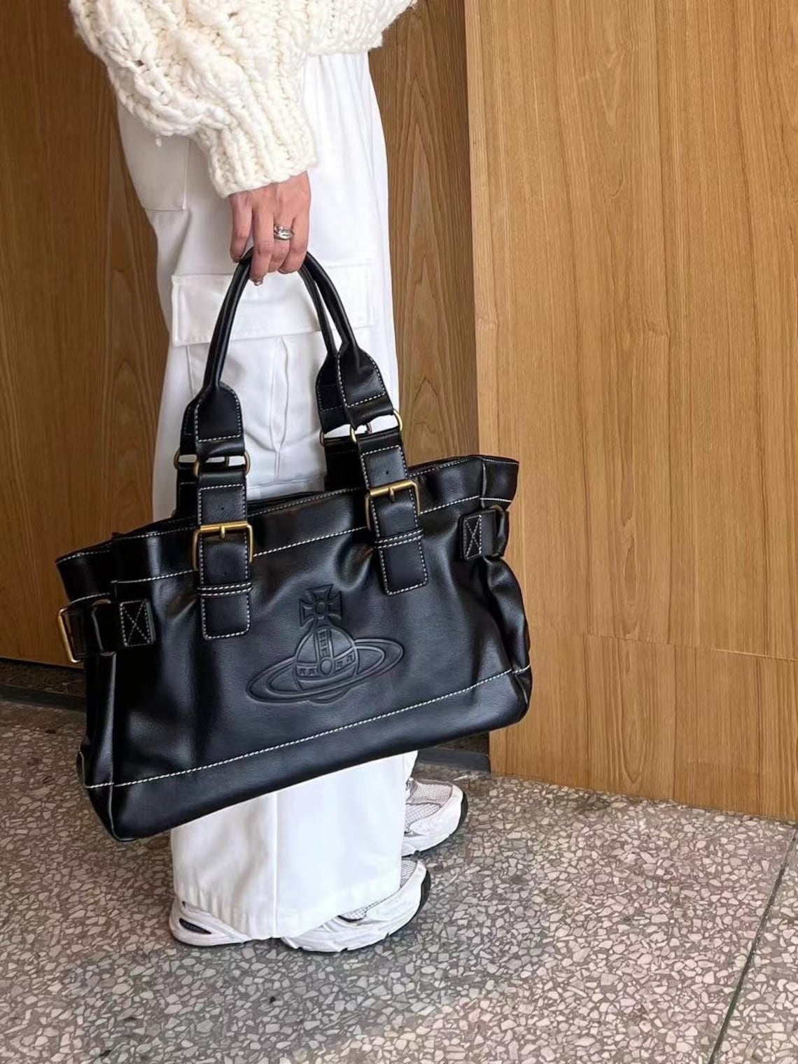 leather messenger bag