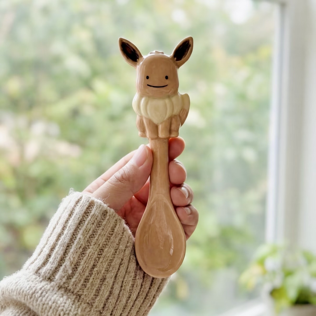 Fluffy-Neck Fox Spoon