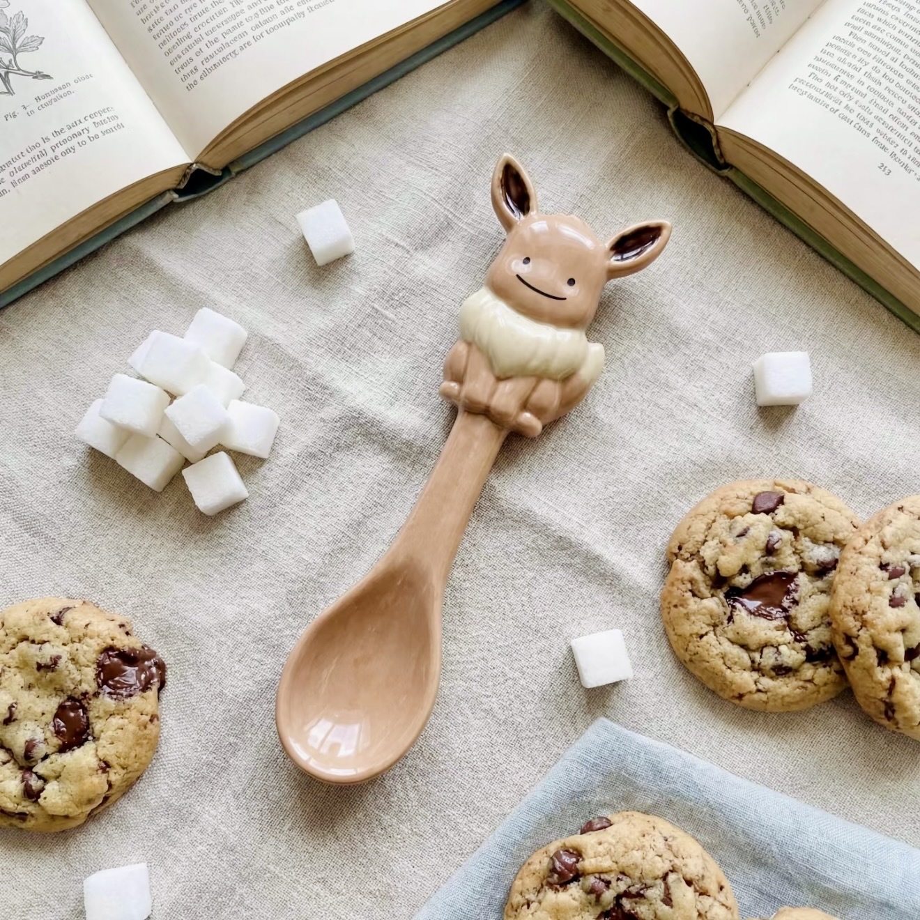 Fluffy-Neck Fox Spoon