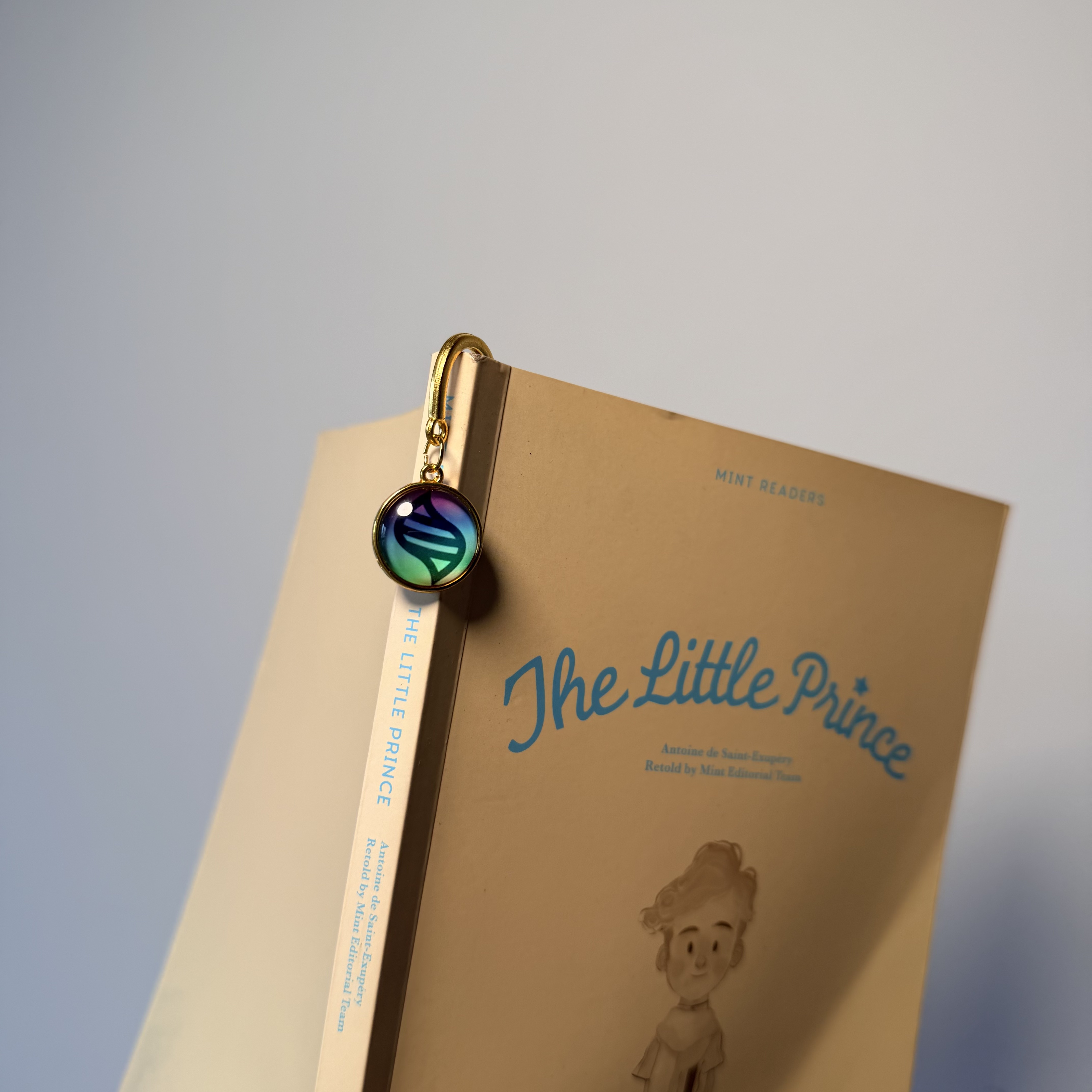 Mega Handmade Vintage Bookmark