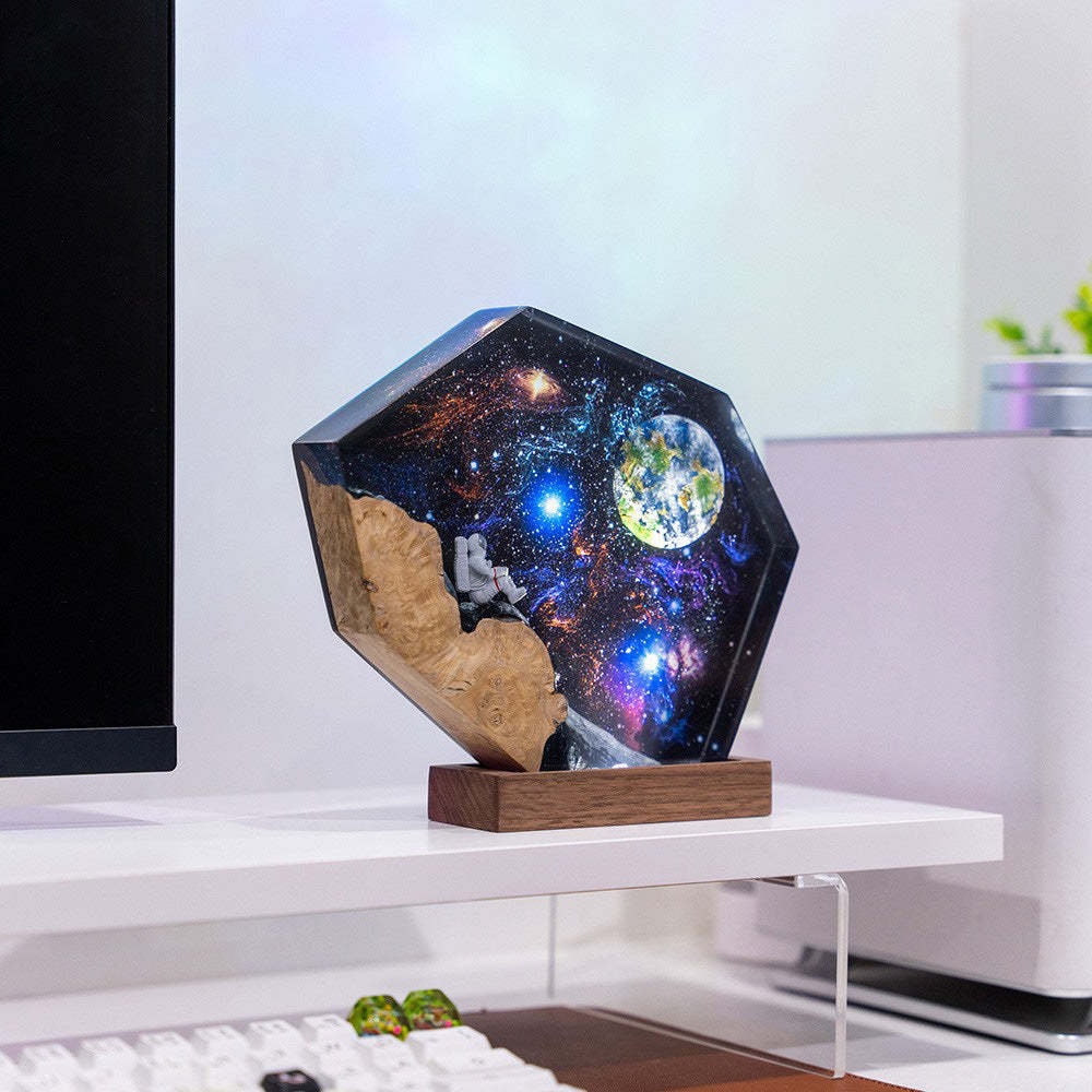 Interstellar Epoxy Lamp Space Galaxy Resin Wood Night Light Astronaut Resin Wood Art Lamp - soufeeluk