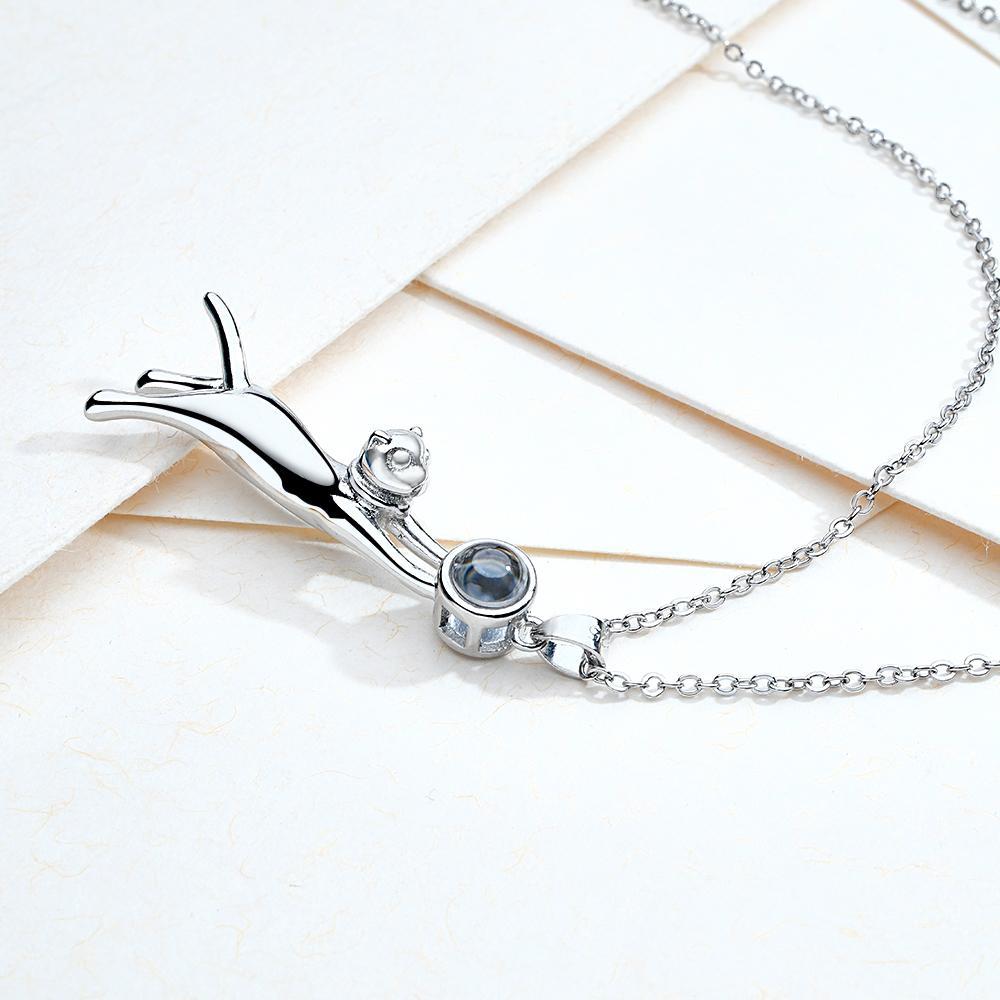 Custom Projection Necklace CuAte Cat Gift for Her - soufeeluk