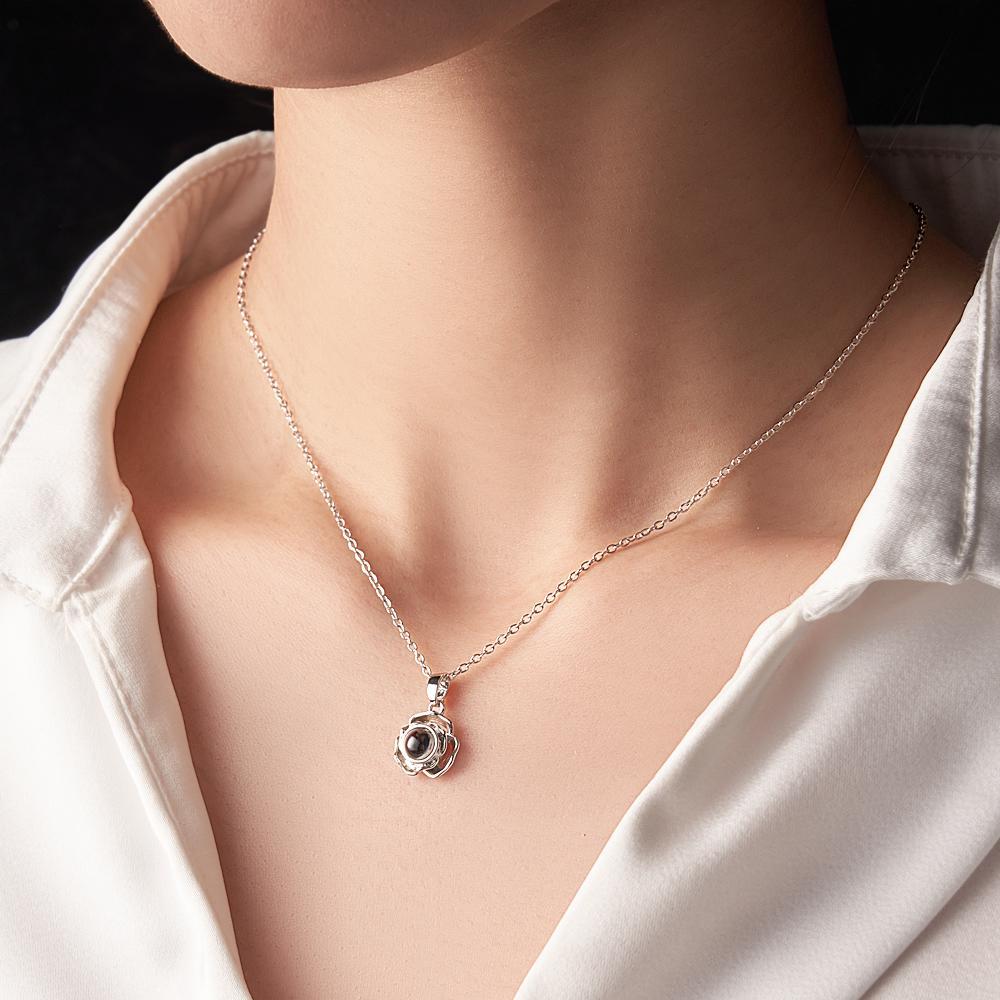 Custom Projection Necklace Creative Rose Girl Gift - soufeeluk