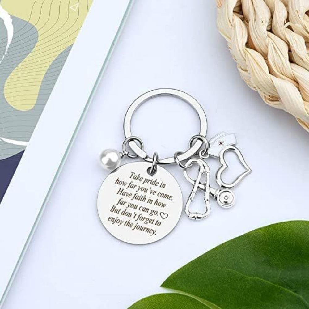 Nurse Keychain Stainless Steel Keychain Gifts For Women Nurses Week Gifts Nursing Graduation Gift Nurse Practitioner Gifts - soufeeluk