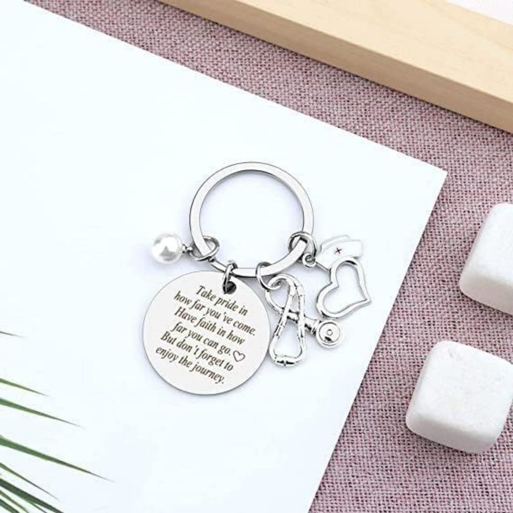Nurse Keychain Stainless Steel Keychain Gifts For Women Nurses Week Gifts Nursing Graduation Gift Nurse Practitioner Gifts - soufeeluk