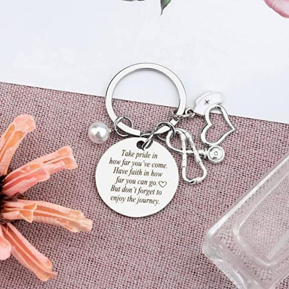 Nurse Keychain Stainless Steel Keychain Gifts For Women Nurses Week Gifts Nursing Graduation Gift Nurse Practitioner Gifts - soufeeluk